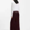 Satinrock mit Crinkle-Struktur und asymmetrischem Saum