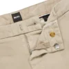 Schmal geschnittene Chinos aus Stretch-Baumwollgabardine