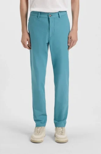 Schmal geschnittene Hose aus einer Stretch-Baumwollmischung