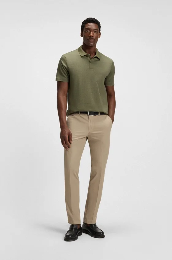 Schmal geschnittene Hose aus einer Stretch-Baumwollmischung Schmal geschnittene Hose aus einer Stretch-Baumwollmischung