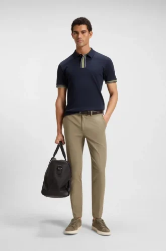 Schmal geschnittene Hose aus einer Stretch-Baumwollmischung