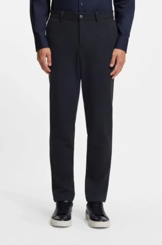 Schmal geschnittene Hose aus Performance-Stretch-Material