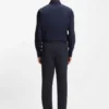 Schmal geschnittene Hose aus Performance-Stretch-Material