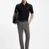 Schmal geschnittene Hose aus Stretch-Baumwolle mit Dobby-Muster Schmal geschnittene Hose aus Stretch-Baumwolle mit Dobby-Muster