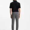 Schmal geschnittene Hose aus Stretch-Baumwolle mit Dobby-Muster Schmal geschnittene Hose aus Stretch-Baumwolle mit Dobby-Muster