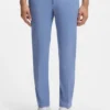 Schmal geschnittene Hose aus wasserabweisendem Stretchstoff Schmal geschnittene Hose aus wasserabweisendem Stretchstoff