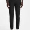 Schmal geschnittene Hose aus wasserabweisendem Stretchstoff Schmal geschnittene Hose aus wasserabweisendem Stretchstoff
