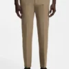 Schmal geschnittene Hose aus wasserabweisendem Stretchstoff Schmal geschnittene Hose aus wasserabweisendem Stretchstoff