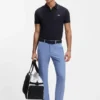 Schmal geschnittene Hose aus wasserabweisendem Stretchstoff Schmal geschnittene Hose aus wasserabweisendem Stretchstoff