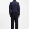 Schmal geschnittenes Hemd aus bedrucktem Performance-Stretchstoff Schmal geschnittenes Hemd aus bedrucktem Performance-Stretchstoff