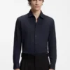 Schmal geschnittenes Hemd aus Performance-Stretch-Jacquard Schmal geschnittenes Hemd aus Performance-Stretch-Jacquard