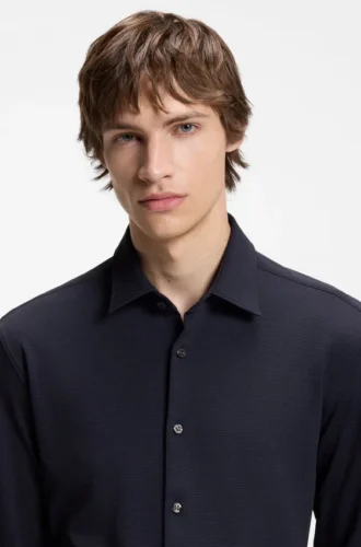Schmal geschnittenes Hemd aus Performance-Stretch-Jacquard