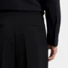 Schmal geschnittenes Hemd aus Performance-Stretch-Jacquard Schmal geschnittenes Hemd aus Performance-Stretch-Jacquard