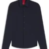 Schmal geschnittenes Hemd aus Performance-Stretch-Jacquard Schmal geschnittenes Hemd aus Performance-Stretch-Jacquard