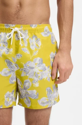 Schnelltrocknende Badeshorts mit Allover-Print