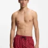 Schnelltrocknende Badeshorts mit Karomuster und gestapeltem Logo