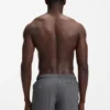 Schnelltrocknende Badeshorts mit vertikalem Logo-Print