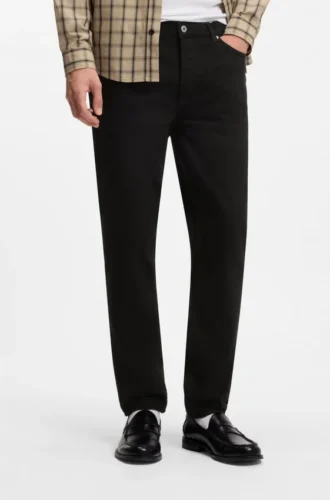 Schwarze, konisch zulaufende Jeans aus Stretch-Denim