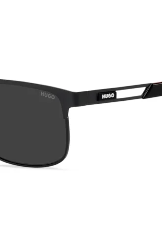 Schwarze Sonnenbrille mit Logo aus Gummi