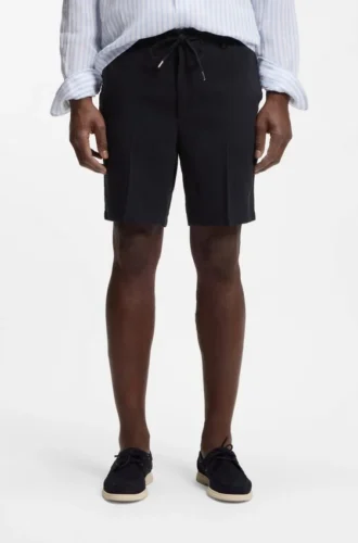 Shorts aus Leinenmischung in moderner Passform