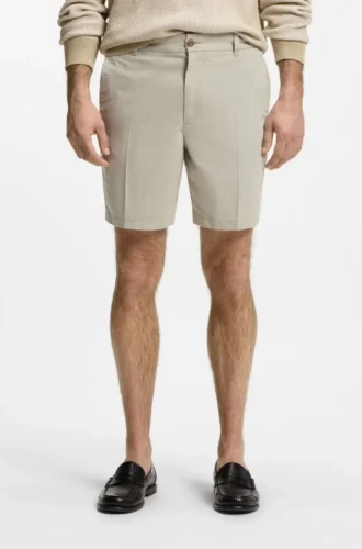Shorts aus Stretch-Baumwolle in moderner Passform