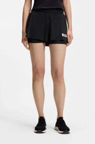 Shorts aus Stretch-Jersey mit kontrastierendem Logo