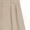 Shorts in lockerer Passform