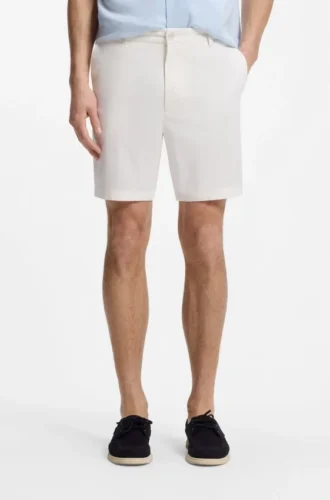 Shorts in Modern-Fit aus Stretch-Baumwolltwill