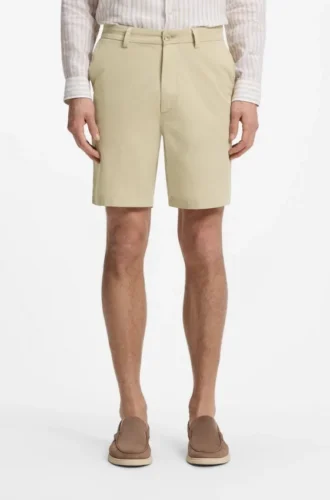 Shorts in Modern-Fit aus Stretch-Baumwolltwill