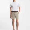 Shorts in Modern-Fit aus Stretch-Baumwolltwill