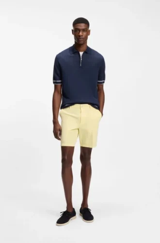Shorts in Modern-Fit aus Stretch-Baumwolltwill