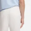 Shorts in Modern-Fit aus Stretch-Baumwolltwill