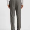 Slim-Fit-Anzug aus Stretch-Sharkskin