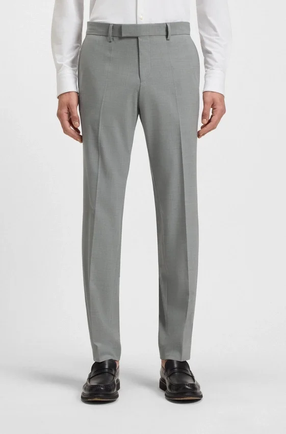 Slim-Fit-Anzug mit feinem Muster aus Stretch-Bekleidung Slim-Fit-Anzug mit feinem Muster aus Stretch-Bekleidung