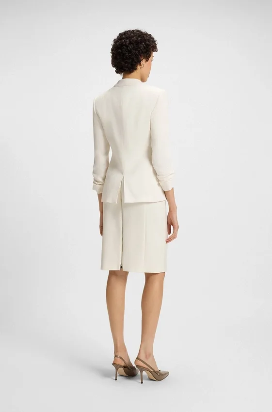 Slim-Fit-Blazer mit Druckknopfverschluss Slim-Fit-Blazer mit Druckknopfverschluss