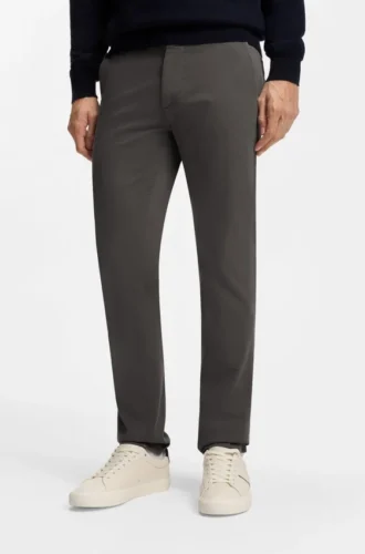 Slim-Fit-Chinos aus Stretch-Baumwollsatin