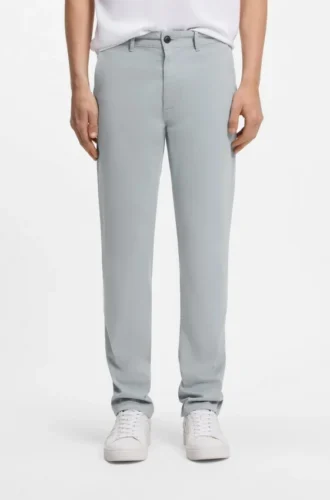 Slim-Fit-Chinos aus Stretch-Baumwollsatin