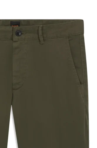 Slim-Fit-Chinos aus Stretch-Baumwollsatin