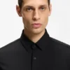 Slim-Fit-Hemd aus einer leistungsstarken Stretch-Baumwollmischung