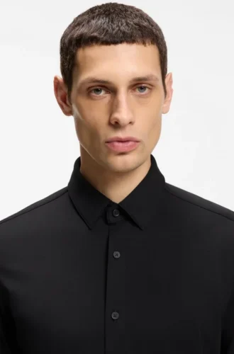 Slim-Fit-Hemd aus einer leistungsstarken Stretch-Baumwollmischung
