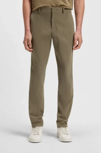 Slim-Fit-Hose aus Stretch-Cord