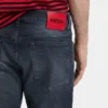 Slim-Fit-Jeans aus dunkelblauem Stretch-Denim