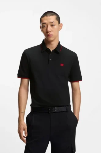 Slim-Fit-Poloshirt aus Baumwollpiqué mit rotem Logo-Label
