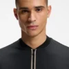 Slim-Fit-Poloshirt aus Bodymapping-Jersey mit Reißverschluss am Kragen