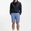 Slim-Fit-Shorts aus wasserabweisendem Stretchstoff