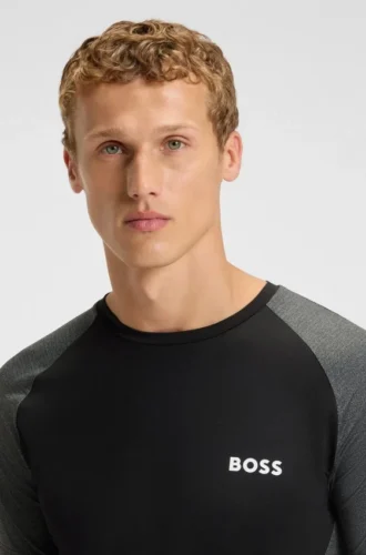 Slim-Fit-T-Shirt aus Mesh-Jersey mit Colour-Blocking