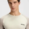 Slim-Fit-T-Shirt aus Mesh-Jersey mit Colour-Blocking