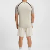 Slim-Fit-T-Shirt aus Mesh-Jersey mit Colour-Blocking