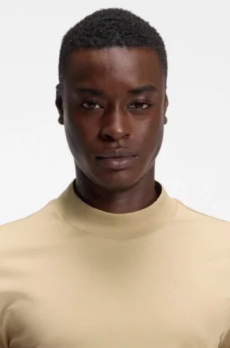 Slim-Fit-T-Shirt mit Stehkragen aus Stretch-Baumwolle