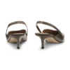 Slingback-Pumps aus poliertem Leder